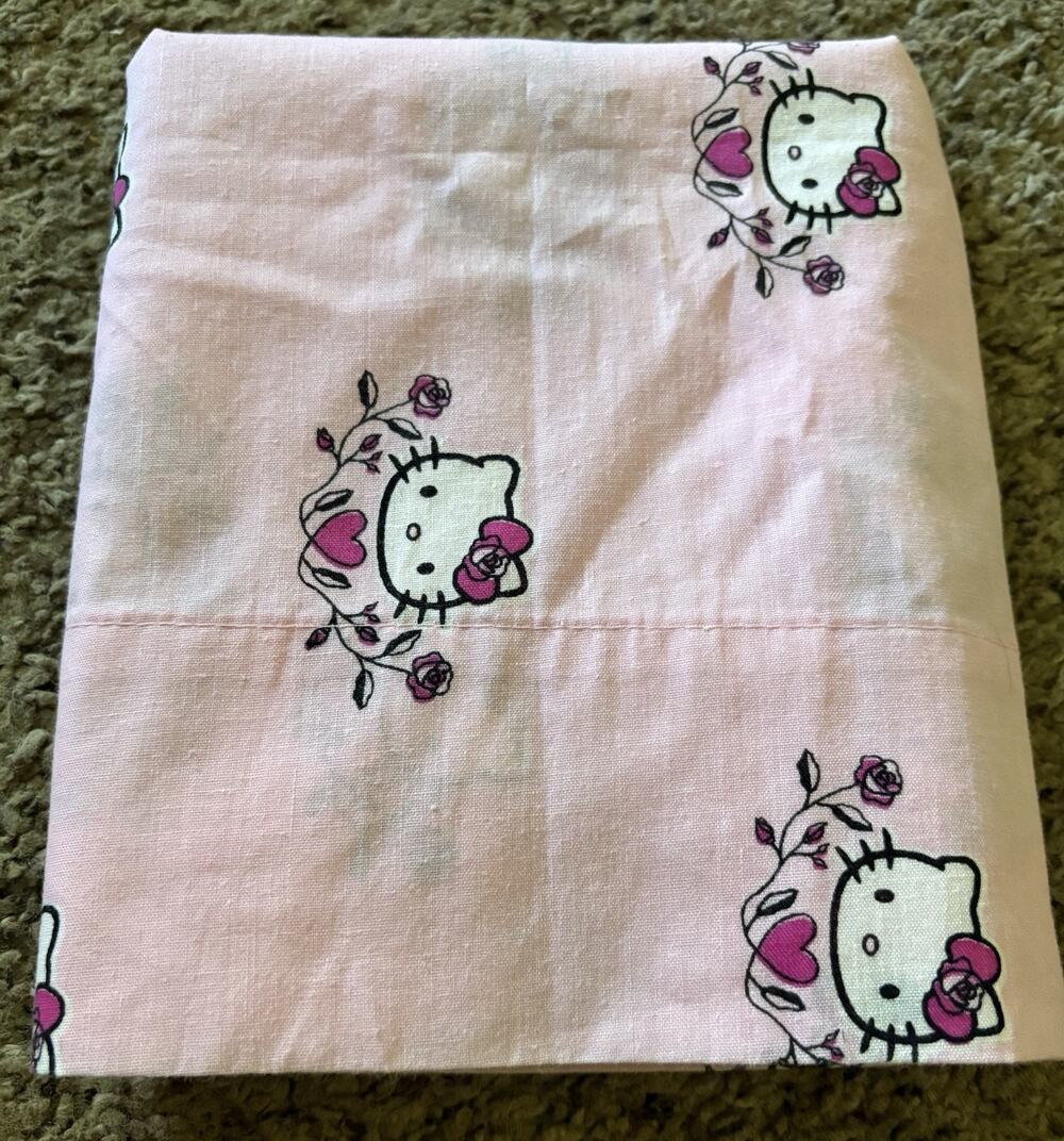 Hello Kitty Pillowcase Sanrio Pink Standard Size 30x20”